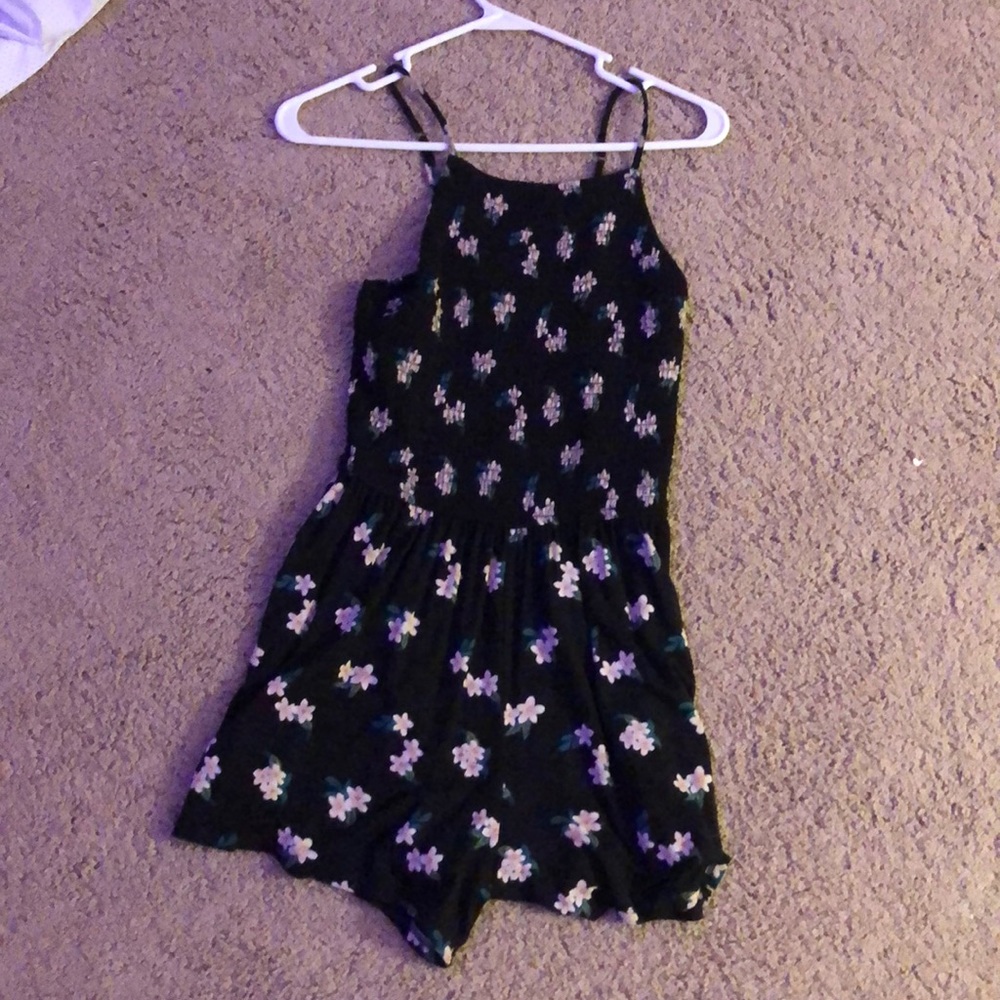 Hollister XS floral romper